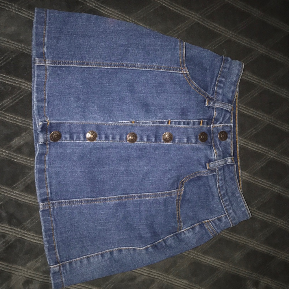 High Rise Skirt - Size : 3 never worn .